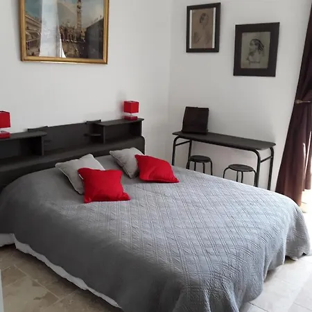 Le Moulin A Vent 3* Bertric-Burée