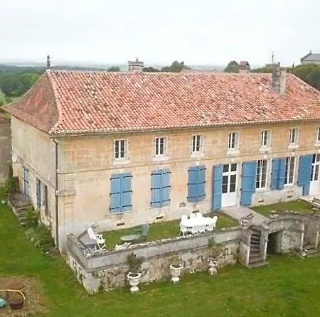 Le Moulin A Vent Bed & Breakfast